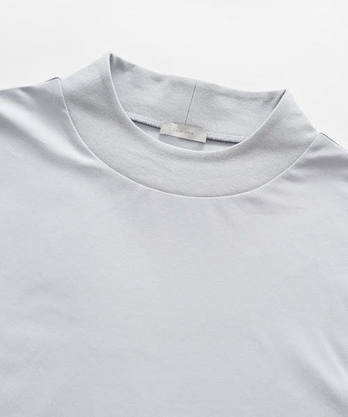 nomiamo(ノミアモ)の「nomiamo (ノミアモ) 別注 スヴィンコットン モックネック ワイドTシャツ(Tシャツ/カットソー・メンズ・ホワイト/ブラック/ベージュ系その他/ライトグレー・2/4/3)」の3枚目の写真