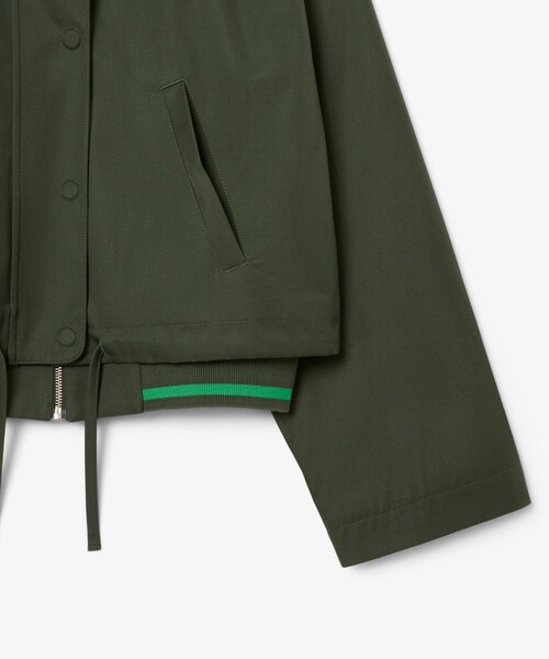 [ディニテコリエ] レイヤードジップアップブルゾン カーキ色 LACOSTE ブルゾン アウター 配色ライン レイヤードジャケット