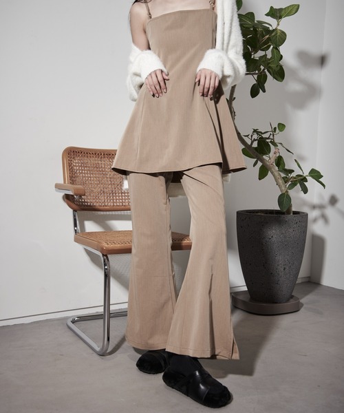 Y/lim（イリム）の「フレアパンツ　セットアップ対応（スラックス・レディース・ブラック/ベージュ・M/S）」の22枚目の写真