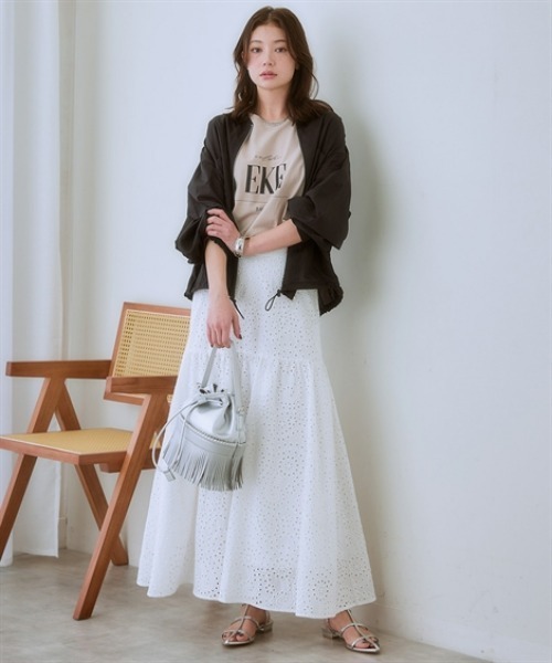 nissen（ニッセン）の「パンチングレースギャザーマキシスカート（スカート・レディース・オフホワイト/ブラック・S/M/L/LL）」の8枚目の写真