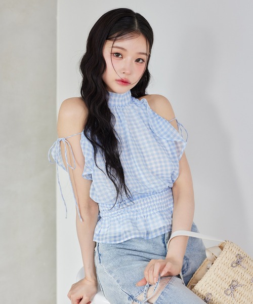 one after another NICE CLAUP(ワンアフターアナザーナイスクラップ)の「【新色追加】アメスリバックリボンブラウス(シャツ/ブラウス・レディース・ブラック/ベージュ/ホワイト系その他/ドット/サックスブルー系・FREE)」の4枚目の写真