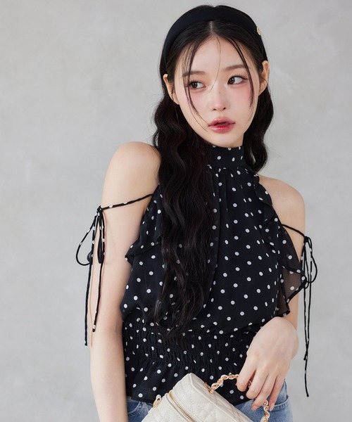 one after another NICE CLAUP(ワンアフターアナザーナイスクラップ)の「【新色追加】アメスリバックリボンブラウス(シャツ/ブラウス・レディース・ブラック/ベージュ/ホワイト系その他/ドット/サックスブルー系・FREE)」の5枚目の写真