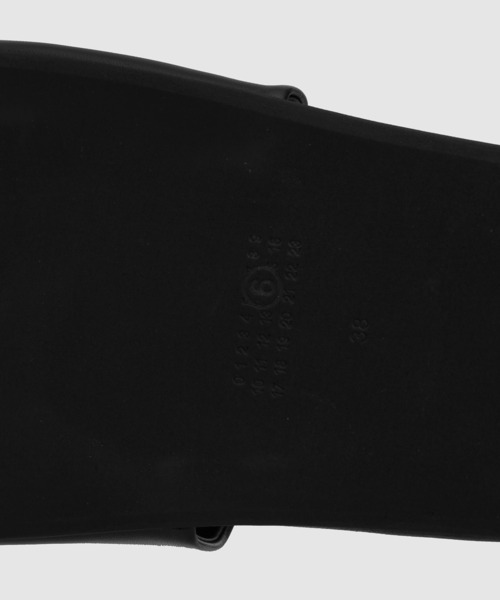 MM6 Maison Margiela（ｴﾑｴﾑｼｯｸｽ ﾒｿﾞﾝ ﾏﾙｼﾞｪﾗ）の「SANDALO（サンダル・レディース・その他・37/38）」の5枚目の写真