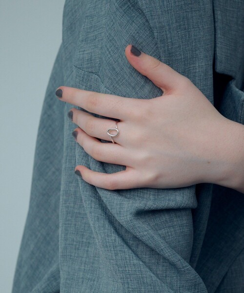 and cloud（アンドクラウド）の「Ink Window Ring（リング・レディース・シルバー/ブルー・#15/#13/#11/#9）」の9枚目の写真