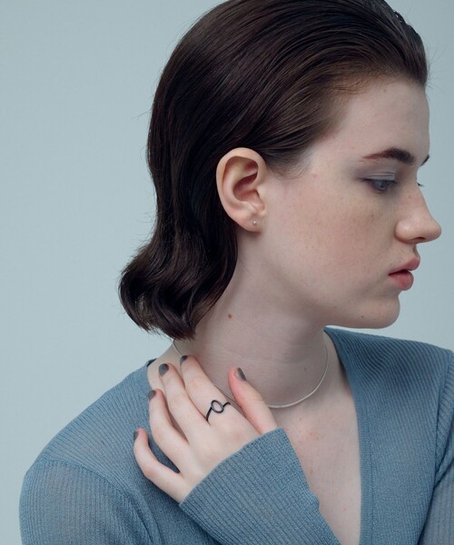 and cloud（アンドクラウド）の「Ink Window Ring（リング・レディース・シルバー/ブルー・#15/#13/#11/#9）」の12枚目の写真