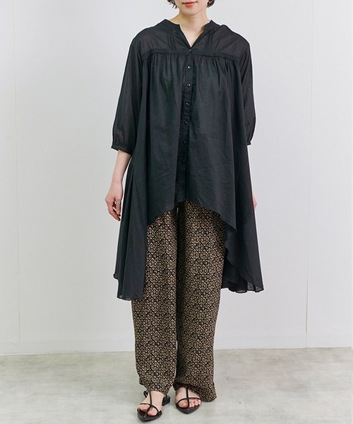 Fizz（フィズ）の「【Fizz/フィズ】　コットンボイル　ピンタック裾ラウンドブラウス（シャツ/ブラウス・レディース・ブラック/ベージュ/ホワイト・M）」の9枚目の写真