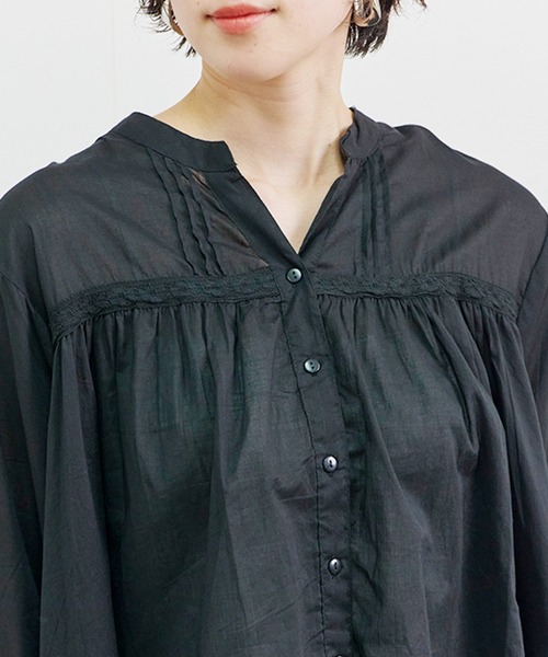 Fizz（フィズ）の「【Fizz/フィズ】　コットンボイル　ピンタック裾ラウンドブラウス（シャツ/ブラウス・レディース・ブラック/ベージュ/ホワイト・M）」の7枚目の写真