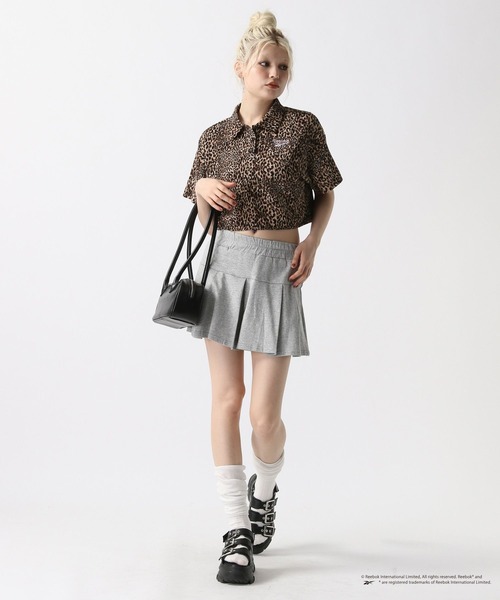 FOREVER 21（フォーエバー トゥエンティーワン）の「【Reebok（リーボック）】ポロTシャツ（ポロシャツ・レディース・ブラック/オフホワイト/レオパード・FREE）」の4枚目の写真