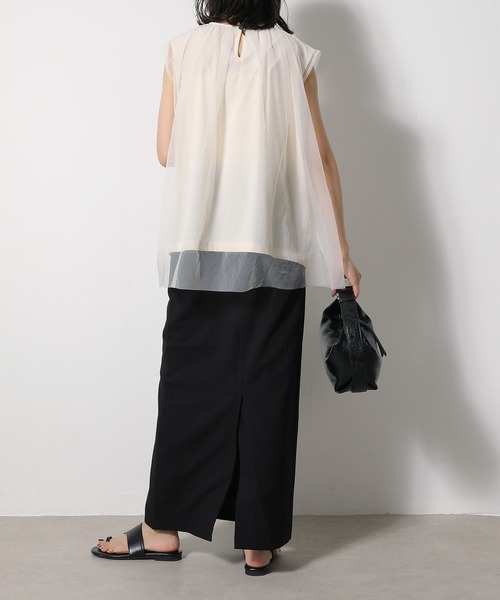 emesuelee(エメスーリー)の「接触冷感 UVカット 撥水加工 チュールレイヤードトップス(Tシャツ/カットソー・レディース・チャコールグレー/オフホワイト/ブラック・フリー)」の13枚目の写真