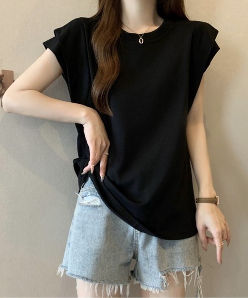 AMAJI(アマジ)の「フリルスリーブTシャツ(Tシャツ/カットソー・レディース・ホワイト/ブラック・SMALL/MEDIUM/LARGE/X-LARGE)」の1枚目の写真