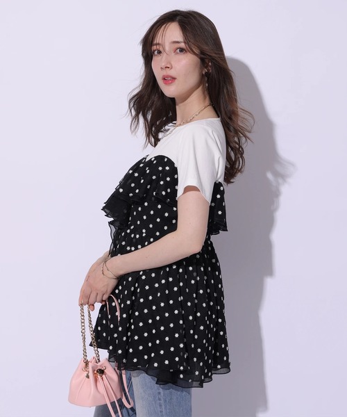 Apuweiser-riche（アプワイザーリッシェ）の「ベアフリルドッキングカットソー（Tシャツ/カットソー・レディース・ブラック/ホワイト・1/2）」の9枚目の写真