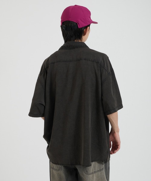 Perushu(ペルーシュ)の「ケミカルウォッシュレーヨン半袖シャツ(Tシャツ/カットソー・メンズ・ブルー/ブラウン/ブラック・MEDIUM/LARGE)」の19枚目の写真