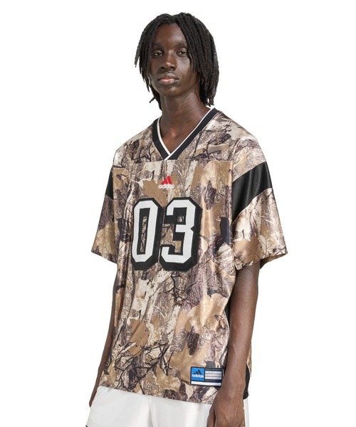 adidas(アディダス)の「adidas OG CAMO FB JERS / アディダス OG カモ FB ジャージ(Tシャツ/カットソー・メンズ・リアルツリーカモ・L/M/XXL/XL)」の1枚目の写真