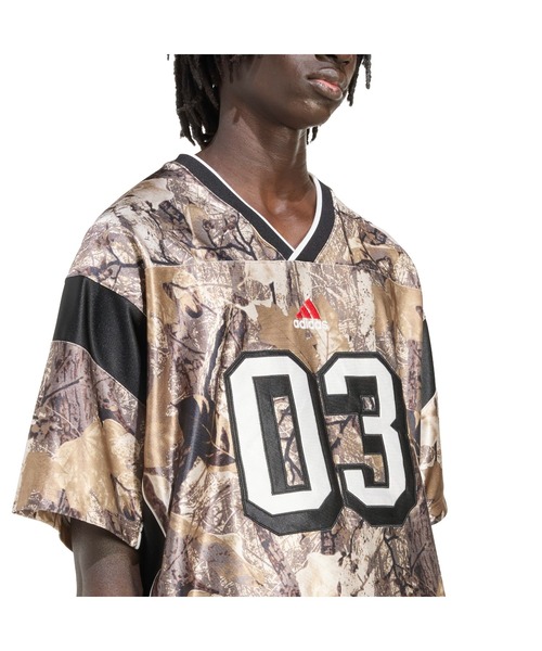 adidas(アディダス)の「adidas OG CAMO FB JERS / アディダス OG カモ FB ジャージ(Tシャツ/カットソー・メンズ・リアルツリーカモ・L/M/XXL/XL)」の3枚目の写真