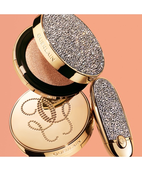 GUERLAIN（ゲラン）の「パリュール ゴールド クッション ジュエル ケース(数量限定)（ファンデーション・レディース・エカイユ/ストラス/クロコ・FREE）」の7枚目の写真