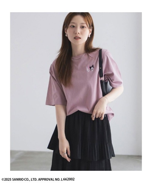 sanrio(サンリオ)の「Sanrio characters 【マイメロ クロミ】 周年記念デザイン ワンポイント刺繍Tシャツ(Tシャツ/カットソー・レディース・ホワイト/パープル/ブラック/ピンク・L/M)」の4枚目の写真