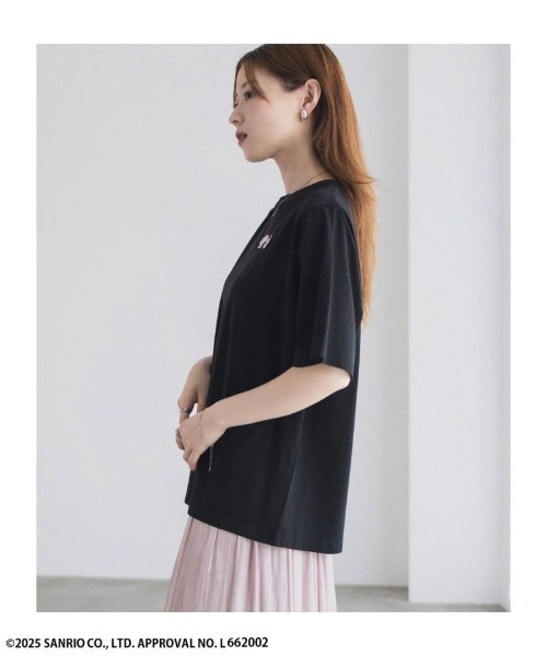 sanrio(サンリオ)の「Sanrio characters 【マイメロ クロミ】 周年記念デザイン ワンポイント刺繍Tシャツ(Tシャツ/カットソー・レディース・ホワイト/パープル/ブラック/ピンク・L/M)」の7枚目の写真