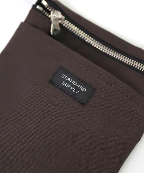 STANDARD SUPPLY（スタンダードサプライ）の「[ STANDARD SUPPLY ] SIMPLICITY SLING PURSE M / スリングパースM（ショルダーバッグ・レディース・ダークブラウン・M）」の10枚目の写真