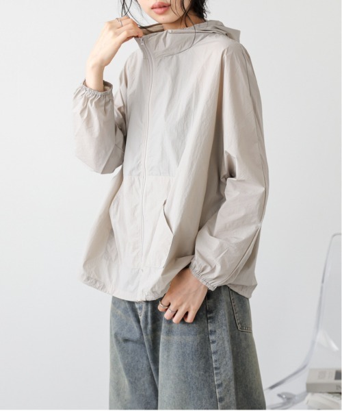 La-gemme（ラジェム）の「UVカット軽量パーカー（パーカー・レディース・ホワイト/ブラック/グレイッシュベージュ・フリー）」の21枚目の写真