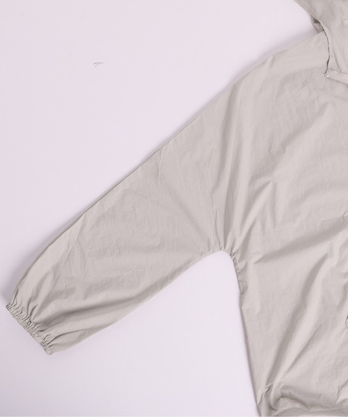 La-gemme（ラジェム）の「UVカット軽量パーカー（パーカー・レディース・ホワイト/ブラック/グレイッシュベージュ・フリー）」の7枚目の写真