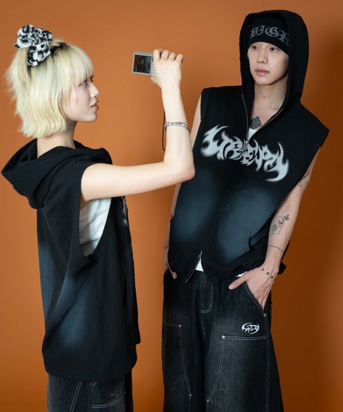 LTR DEPTH(レイターデプス)の「LTR DEPTH/ダブルニーロゴデニムショーツ(デニムパンツ・メンズ・ブラック系2/グレー・MEDIUM/LARGE)」の5枚目の写真