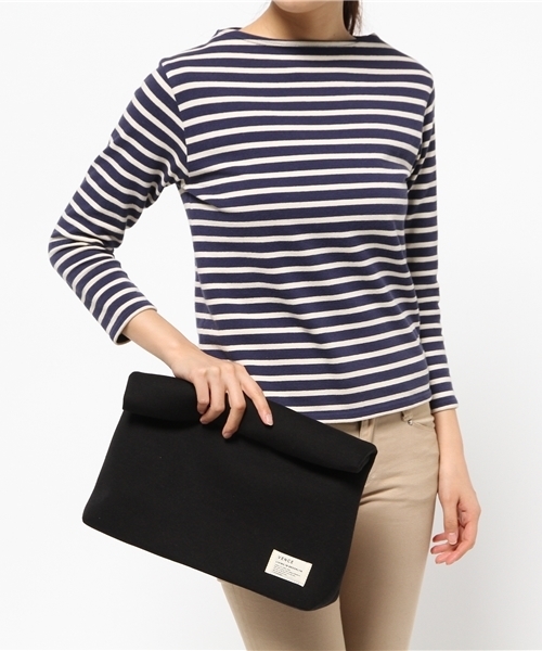 VENCEEXCHANGE（ヴァンスエクスチェンジ）の「ボンンディングクラッチバック       （クラッチバッグ・レディース・グレー/ブラック/ネイビー・FREE）」の12枚目の写真