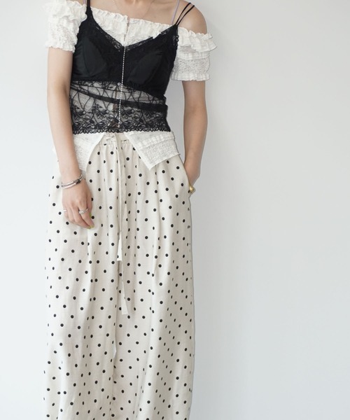 chuclla(チュクラ)の「ドット柄 リラックスパンツ chw25s092(その他パンツ・レディース・ホワイト/ブラック・L/M/S)」の4枚目の写真