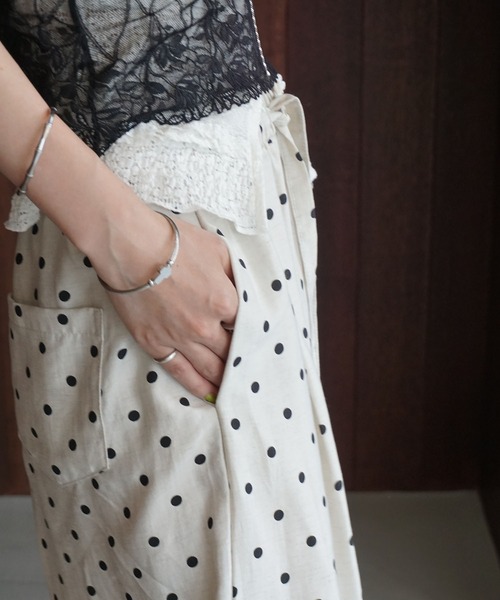 chuclla(チュクラ)の「ドット柄 リラックスパンツ chw25s092(その他パンツ・レディース・ホワイト/ブラック・L/M/S)」の5枚目の写真