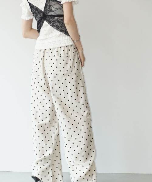 chuclla(チュクラ)の「ドット柄 リラックスパンツ chw25s092(その他パンツ・レディース・ホワイト/ブラック・L/M/S)」の9枚目の写真