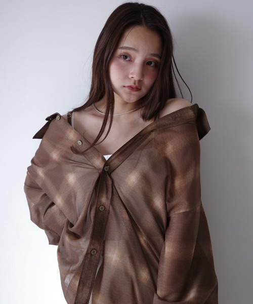 EIMY ISTOIRE(エイミーイストワール)の「シアーチェック2WAYシャツ(シャツ/ブラウス・レディース・アイボリー/ブラウン・F)」の11枚目の写真