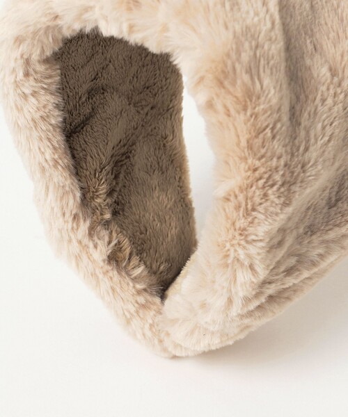 Ray BEAMS(レイビームス)の「フェイクファー イヤーマフ 25AW(イヤーマフ・レディース・ダークブラウン/ベージュ/ブラック・ONE SIZE)」の10枚目の写真