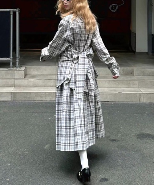 けい様　and per se M 総柄シャツとスカートセット ホワイト　グレー AsRiRe（アスリレイ）の「セットアップ 2wayチェック柄シャツ+ロング