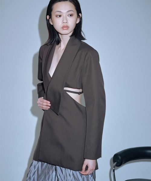 TELOPLAN(テーロプラン)の「【TELOPLAN】Pema Jacket / ペマジャケット(テーラードジャケット・レディース・ブラック/ブラウン・ONE SIZE)」の2枚目の写真
