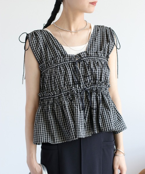 cepo（セポ）の「チェックフリルシャーリングベスト（ベスト・レディース・ブラウン系/ブラック系/ブルー系/ホワイト系・M）」の10枚目の写真