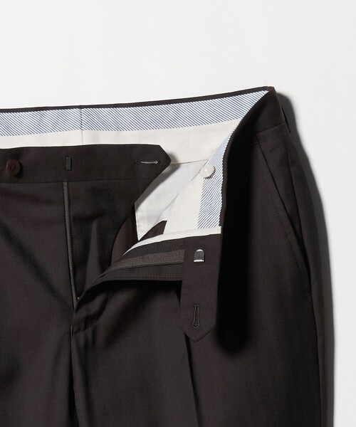 green label relaxing(グリーンレーベルリラクシング)の「GUABELLO ヘリンボーン HX 1プリーツ スーツパンツ(スーツパンツ・メンズ・ダークグリーン/ダークブラウン・76/84/72/80/88/92)」の21枚目の写真