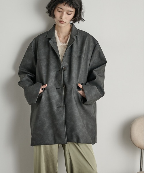 THE YOn（ザヨン）の「フェイクレザーカラージャケット（その他