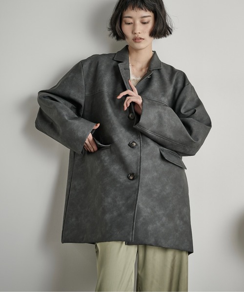 THE YOn（ザヨン）の「フェイクレザーカラージャケット（その他