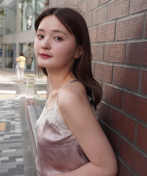 EIMY ISTOIRE（エイミーイストワール）の「サテンレースキャミ