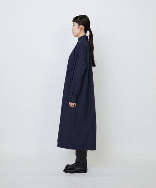 LOISIR(ロワズィール)の「コットンポプリンシャツワンピース(シャツワンピース・レディース・ネイビー/ベージュ/ブラウン・FREE)」の18枚目の写真