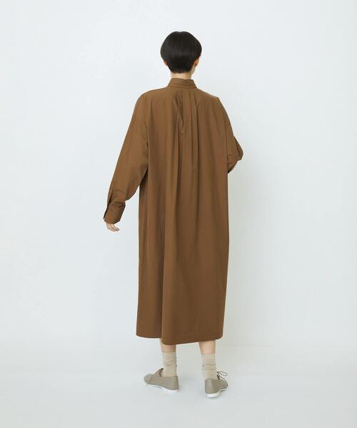 LOISIR（ロワズィール）の「コットンポプリンシャツワンピース（シャツワンピース・レディース・ネイビー/ベージュ/ブラウン・FREE）」の9枚目の写真