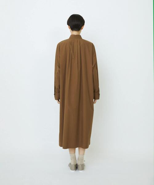 LOISIR（ロワズィール）の「コットンポプリンシャツワンピース（シャツワンピース・レディース・ネイビー/ベージュ/ブラウン・FREE）」の12枚目の写真