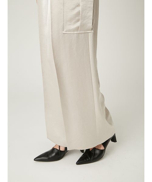 FRAY I.D（フレイアイディー）の「サテンカーゴパンツ（その他パンツ・レディース・ライトベージュ/ブラック/ブラウン・1/0）」の22枚目の写真