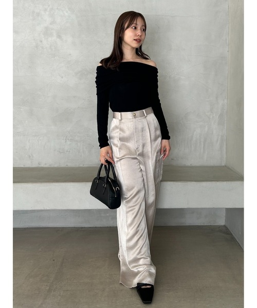 FRAY I.D（フレイアイディー）の「サテンカーゴパンツ（その他パンツ・レディース・ライトベージュ/ブラック/ブラウン・1/0）」の12枚目の写真