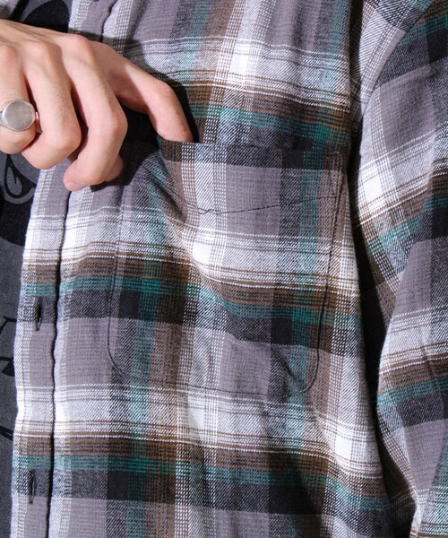 GLOSTER（グロスター）の「＜つぶし衿＞U.S.COTTON混 レギュラーカラーチェックネルシャツ（シャツ/ブラウス・メンズ・ブルー/カーキ/レッド/ブラック・M/L/XL）」の13枚目の写真