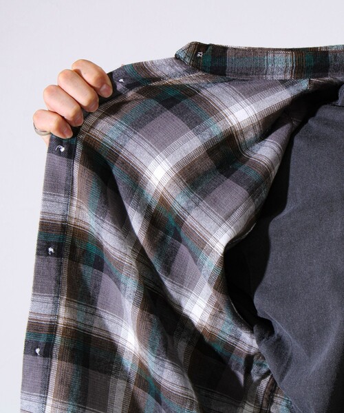 GLOSTER（グロスター）の「＜つぶし衿＞U.S.COTTON混 レギュラーカラーチェックネルシャツ（シャツ/ブラウス・メンズ・ブルー/カーキ/レッド/ブラック・M/L/XL）」の14枚目の写真