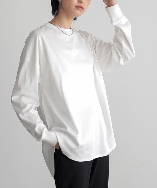for/c(フォーシー)の「きれいめシャツテールトップス【サスティナブル】(Tシャツ/カットソー・レディース・オフホワイト/ブラック・M/L)」の1枚目の写真