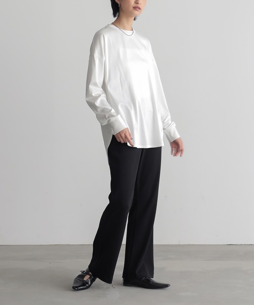 for/c(フォーシー)の「きれいめシャツテールトップス【サスティナブル】(Tシャツ/カットソー・レディース・オフホワイト/ブラック・M/L)」の14枚目の写真