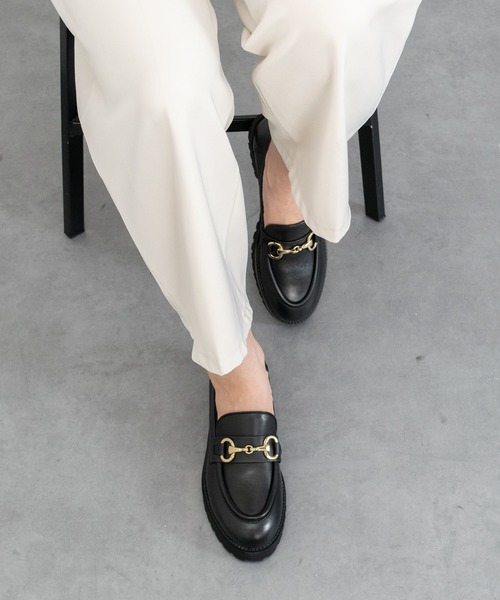 inter-chaussures（インターショシュール）の「【INTER-CHAUSSURES】ラウンドトウビットローファー(I51628)（ローファー・レディース・ブラック/ブラック系その他・38/37/36/35/39）」の7枚目の写真