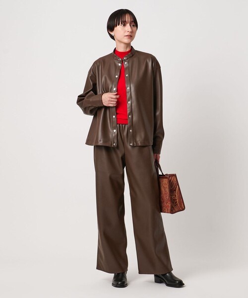 CINOH（チノ）の「【別注】＜CINOH＞レザーライク パンツ（その他パンツ・レディース・ブラック/ブラウン系・36/38）」の5枚目の写真