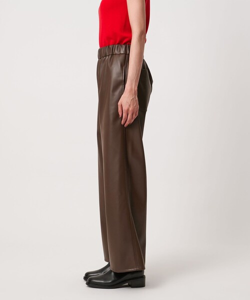 CINOH（チノ）の「【別注】＜CINOH＞レザーライク パンツ（その他パンツ・レディース・ブラック/ブラウン系・36/38）」の10枚目の写真